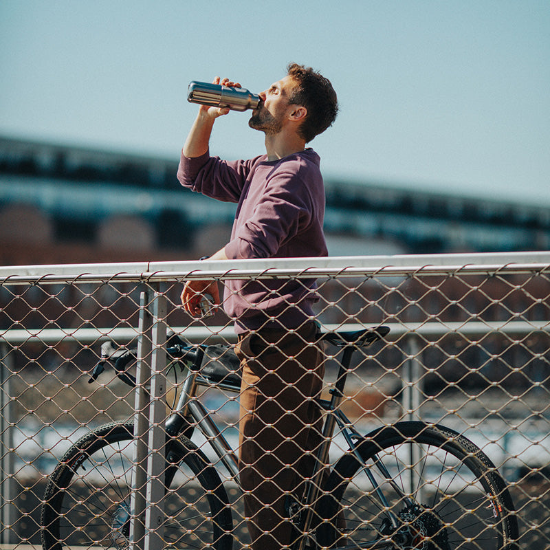 12oz-rise-reflect-with-bamboo-cap-r3 16oz_rise_reflect_man_bike_square.jpg