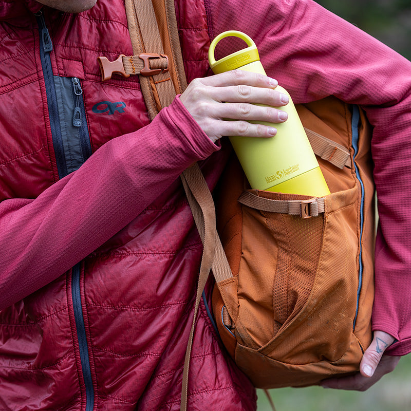 20oz-rise-classic-with-arch-loop-cap-f5 20oz_rise_classic_insulated_bottle_acacia_backpack_square.jpg