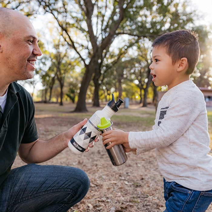 classic-kid-sippy-cap-a0 K12CNSIPPY-BS-sippy_cap_dad_lifestyle.jpg