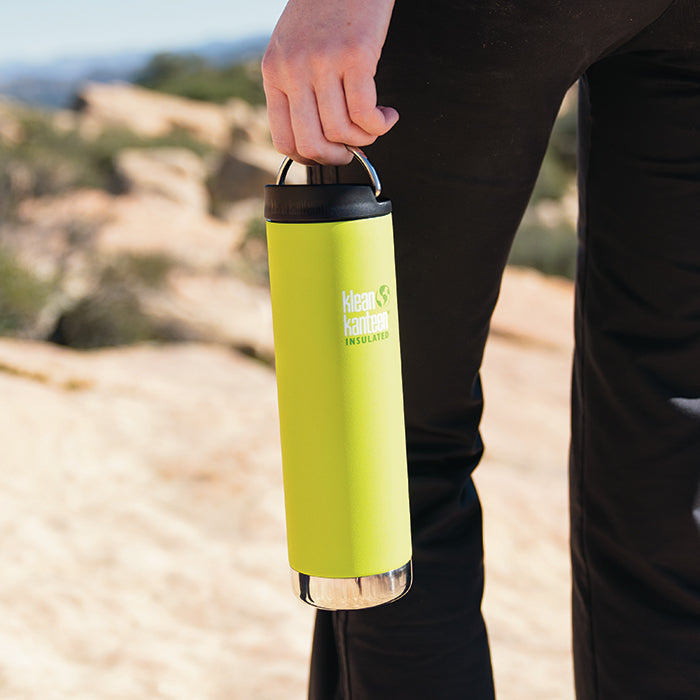 tkwide-cafe-cap-z2 K20TKWPCC-JP-cafecap-loop-hiking_lifestyle.jpg
