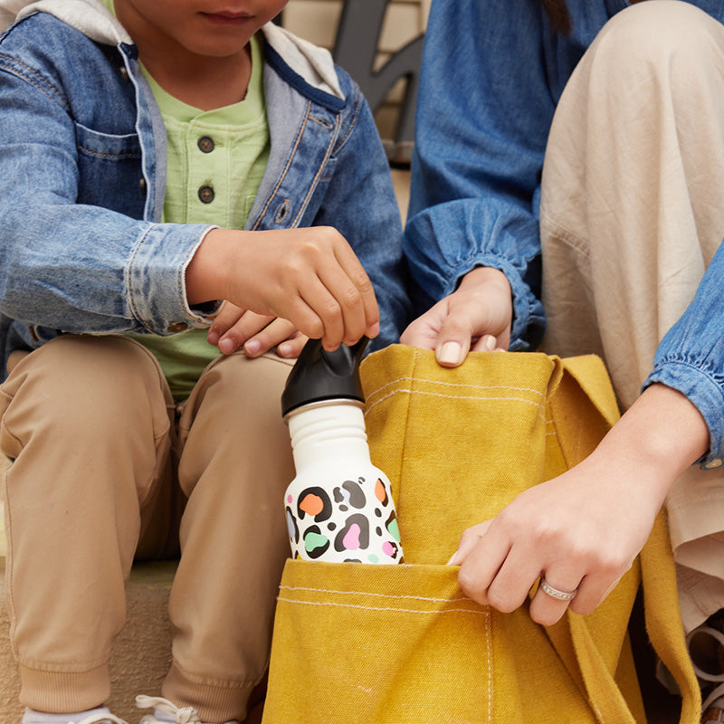 12oz-kid-s-classic-with-flip-seal-sport-cap-t2 kid_sport_flip_seal_12oz_bag_pull_square.jpg