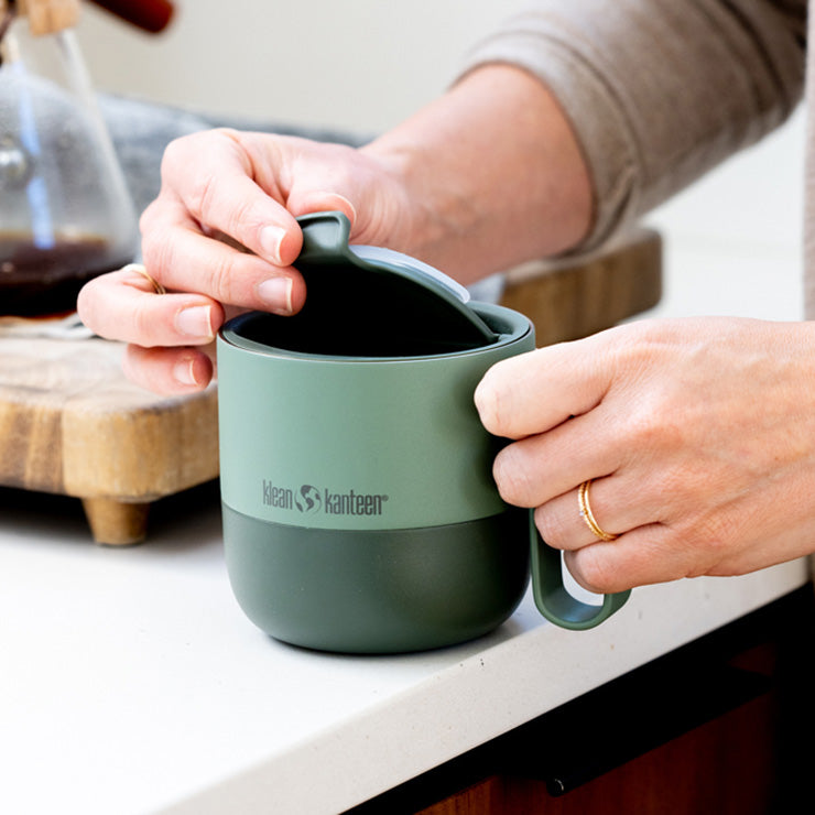 flip-lid-t7 rise_flip_lid_large_coffee_mug.jpg