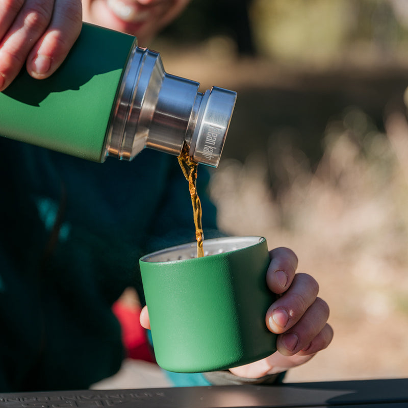 tkpro-maintenance-kit-t6 tkpro_32oz_thermos_green_pourthrough_lifestyle.jpg