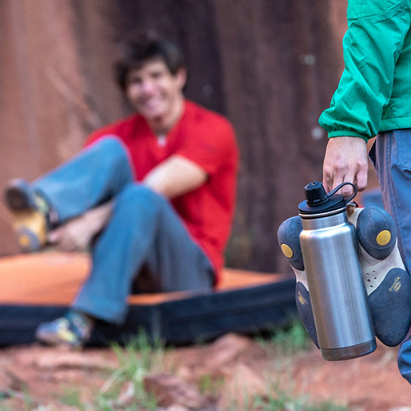 32oz-tkwide-with-chug-cap-o6 tkwide_32oz_chug_rockclimbers_square.jpg